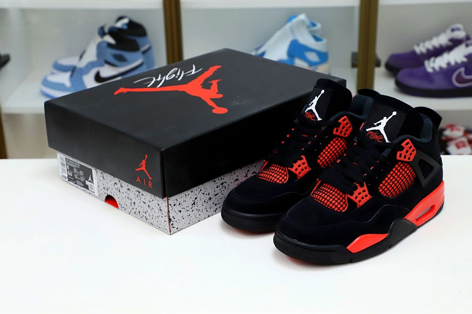 4 RETRO JORDAN 'RED THUNDER' AIR 1115